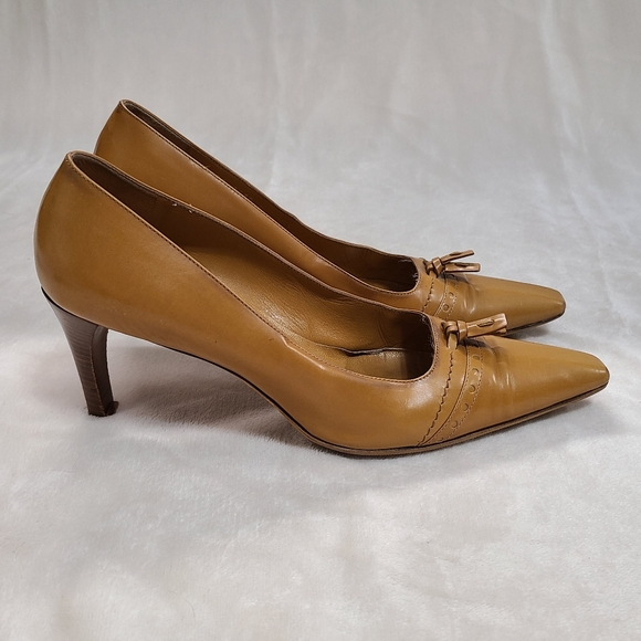 Gucci Tan Leather Pumps Size 8.5 - Picture 5 of 12